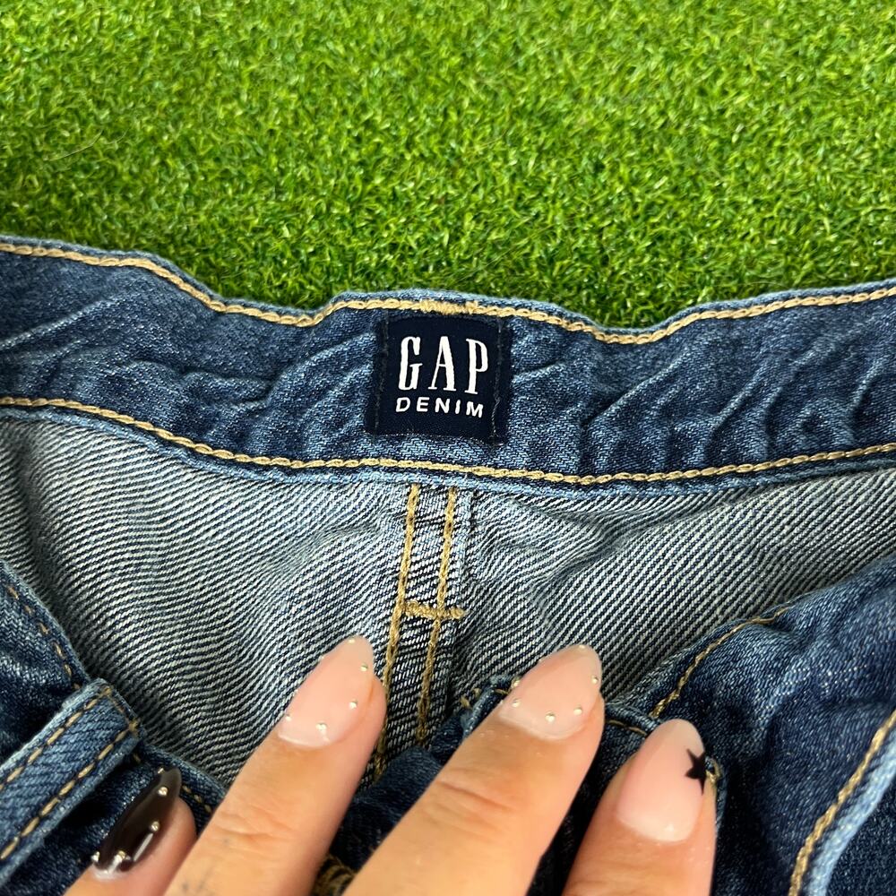 Gap Stone Wash Denim High Rise 5" Relaxed Jean Short 29T - Picture 2 of 5